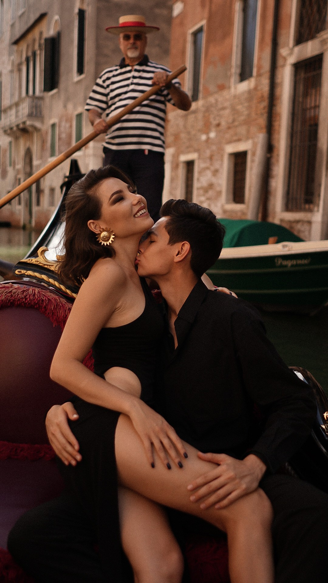Love Story. Julia Di |Fashion streetstyle photographer|videomaker in Milan & Paris