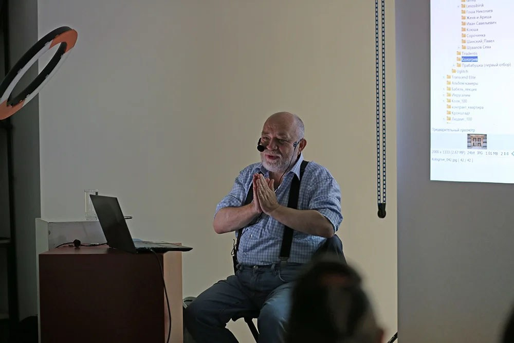 Мастер-класс Сергея Максимишина в Школе Фотографии Романа Рыбалёва. Școala de fotografie lui Roman Ribaliov. Orașul Chișinău, Moldova