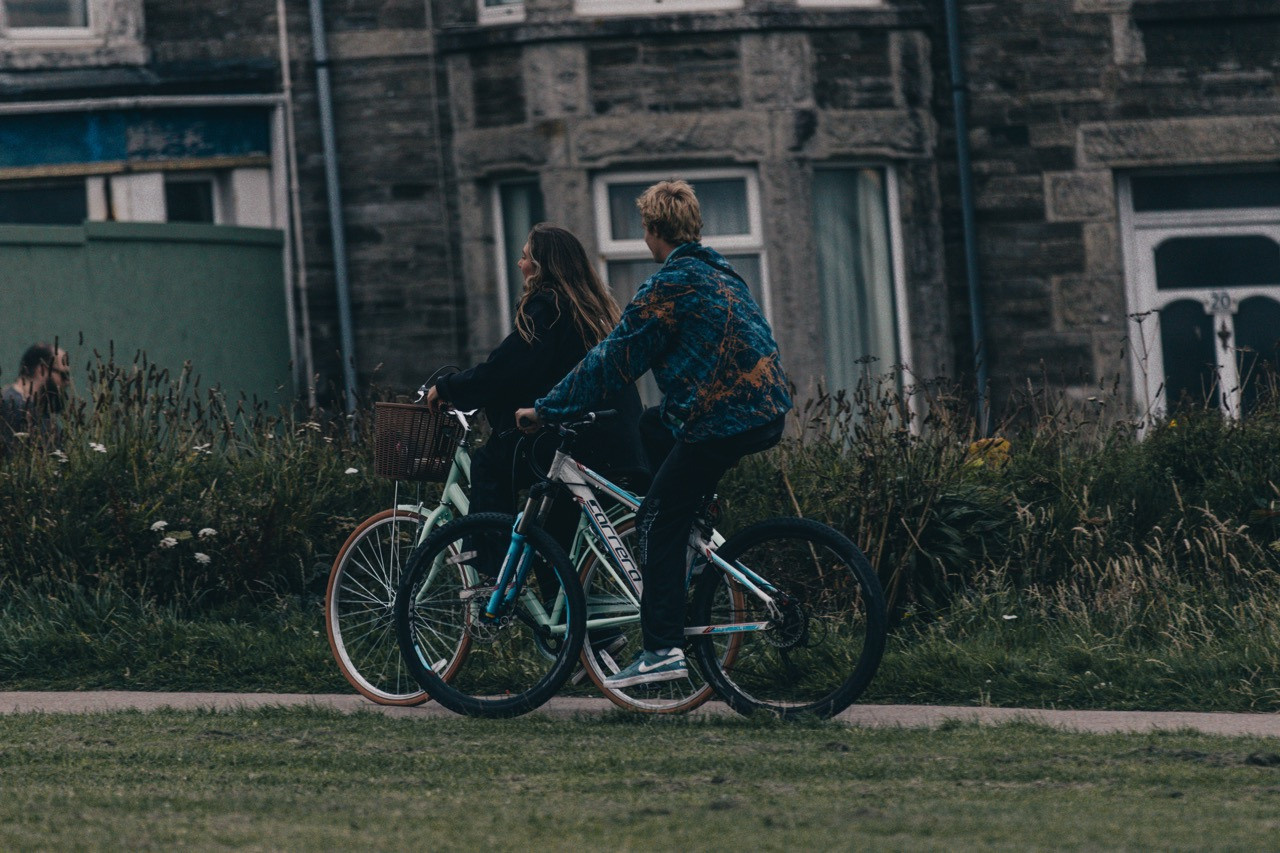 Travel and lifestyle fotografka. Dana Lišková — Empatická fotografka | Introspektivní umělkyně | Neurodivergentní koučka| Zakladatelka Artepy.cz