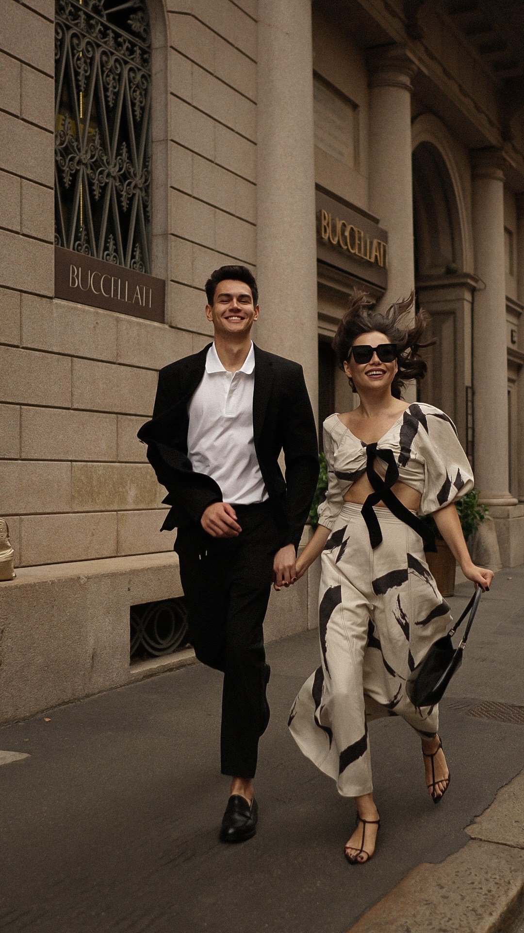 Love Story. Julia Di |Fashion streetstyle photographer|videomaker in Milan & Paris