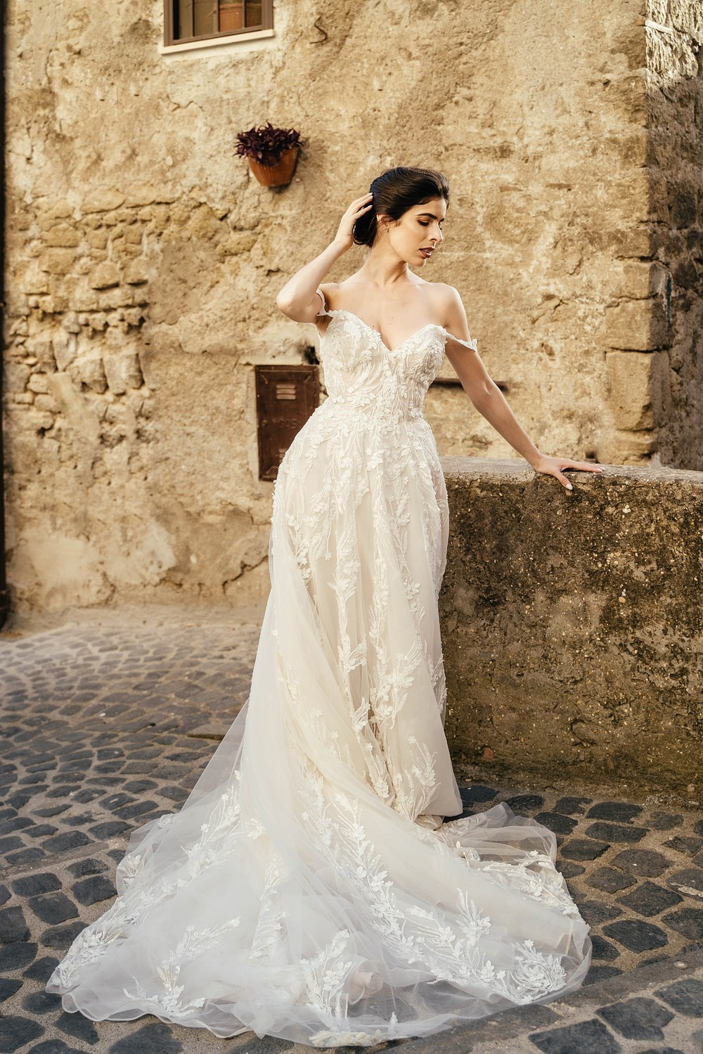 Wedding photoshoot in Anguillara Sabazia. Photographer in Italy Natalie Bero