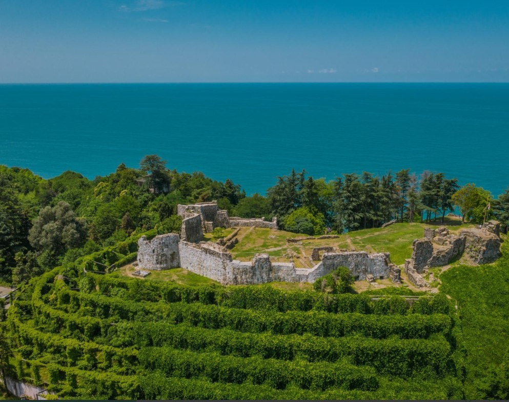 Romantic wedding ceremony in Batumi. Главная