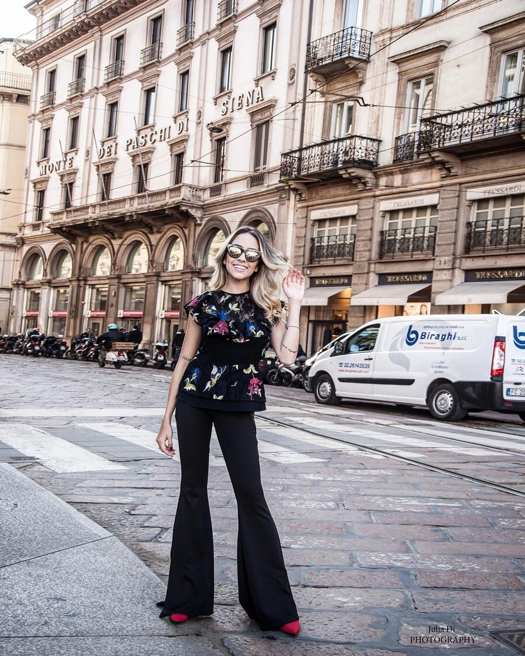 Life style. Julia Di |Fashion streetstyle photographer|videomaker in Milan & Paris