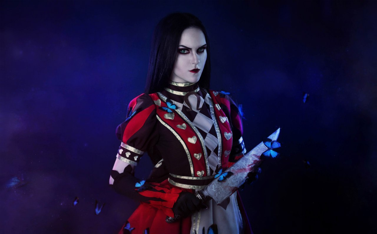 Alice (2015). Фотограф и ретушер в Белграде Елена Skullova