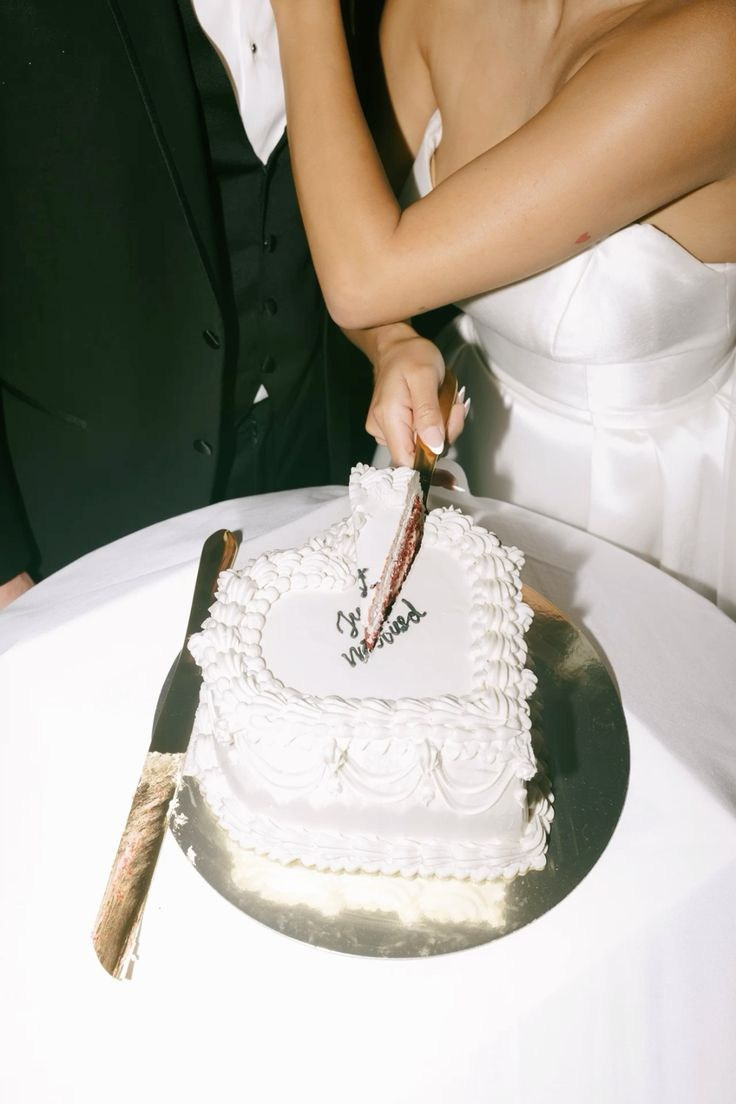 Florence styled photoshoot. Wedding and elopement photographer Italy Tuscany Como Milan Pavia Marija Galaka