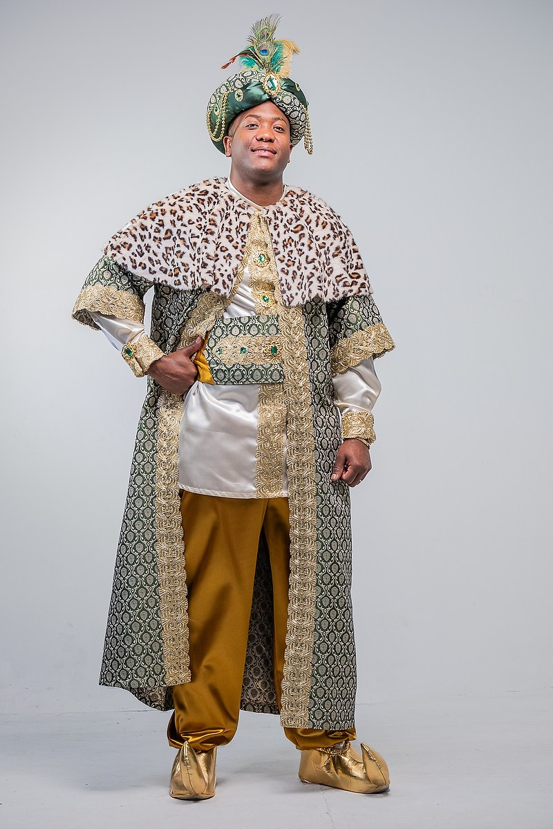 ✨ Catálogo de Vestuario Real ✨