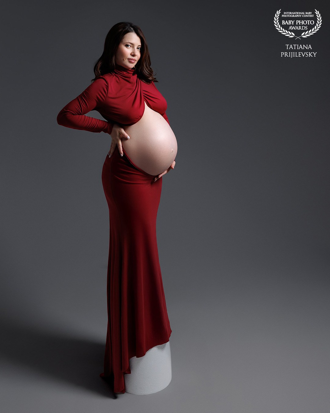 Contact. I am a portrait photographer, creating portraits at all stages of your life! Welcome to my studio in Westmount, Quebec