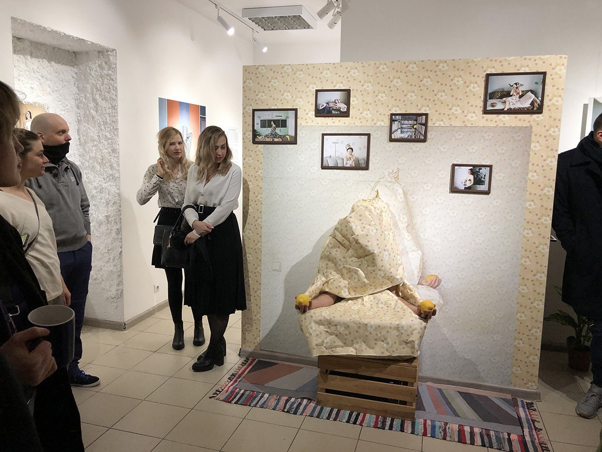 Puree with a taste of Triangles. Katya Bogachevskaya — independent curator, lecturer