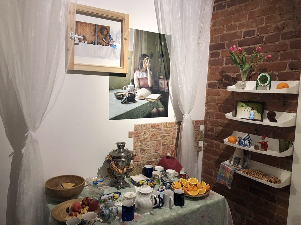 Puree with a taste of Triangles. Katya Bogachevskaya — independent curator, lecturer