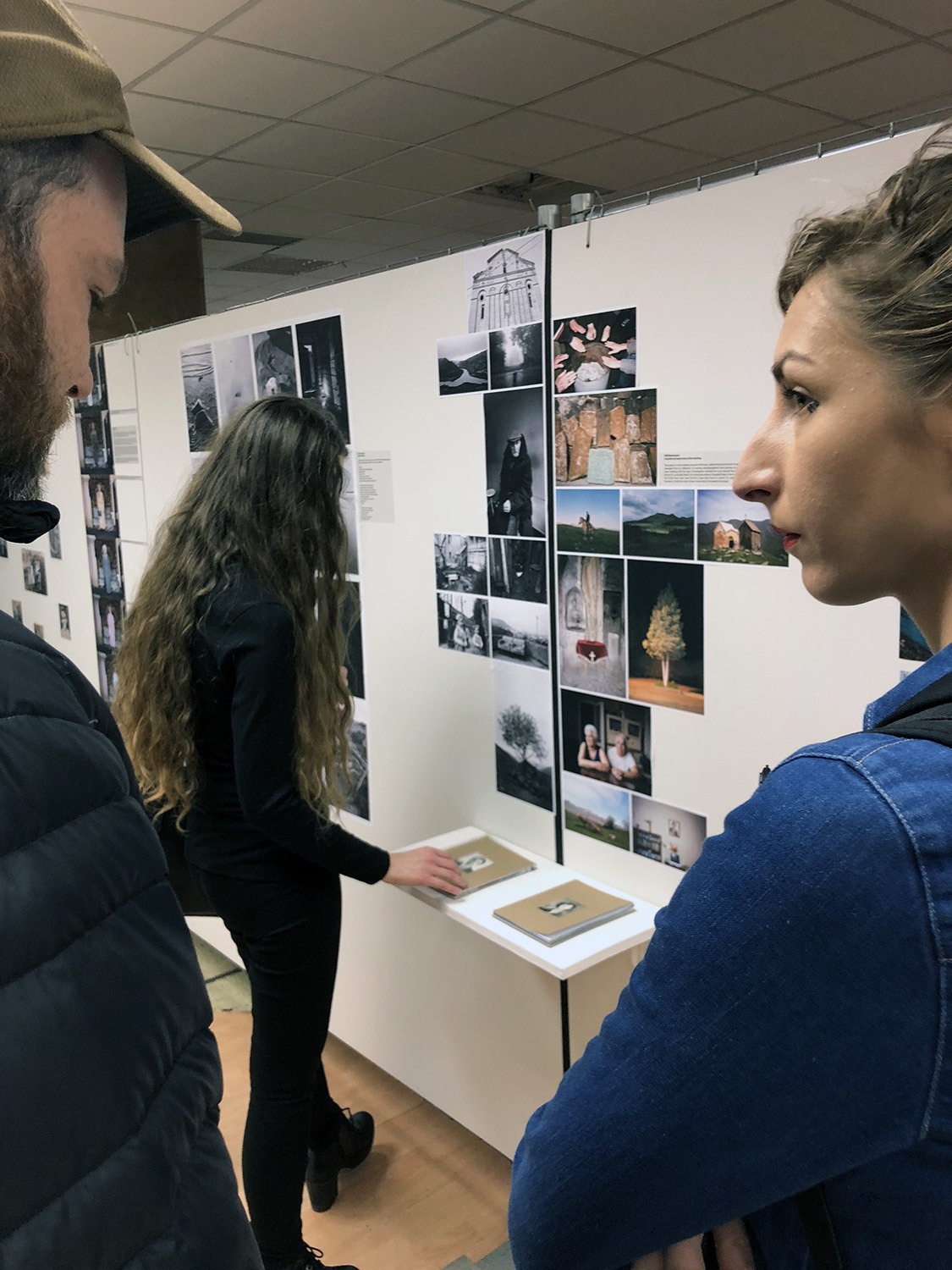 Between. Katya Bogachevskaya — independent curator, lecturer