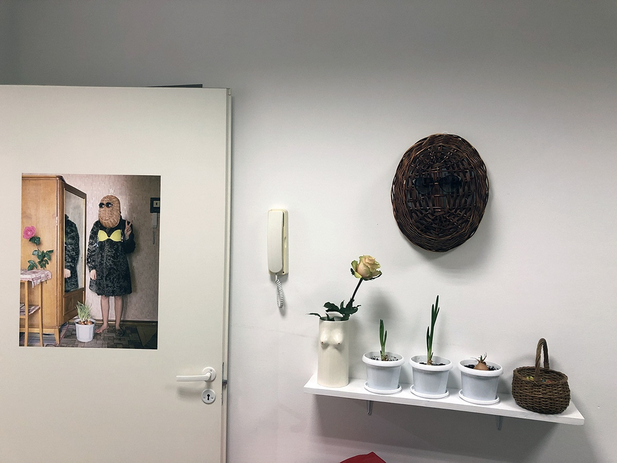 Puree with a taste of Triangles. Katya Bogachevskaya — independent curator, lecturer