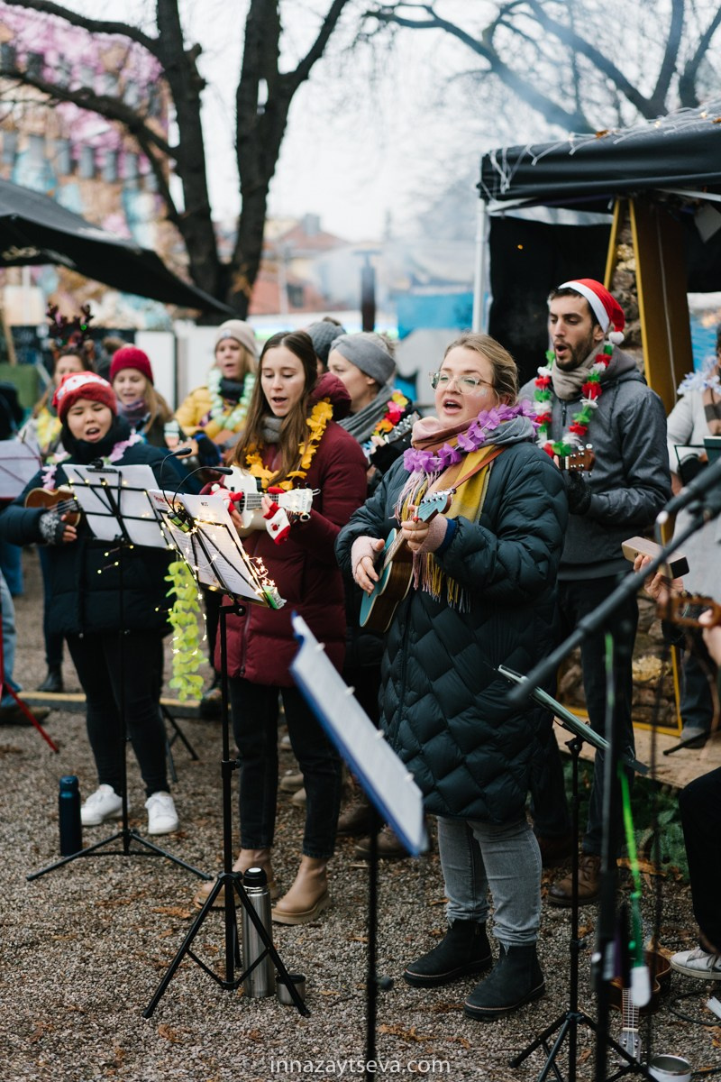 Ukulele Munich Giesing. Inna Zaytseva Photography | Fotografin in München | Content Creation