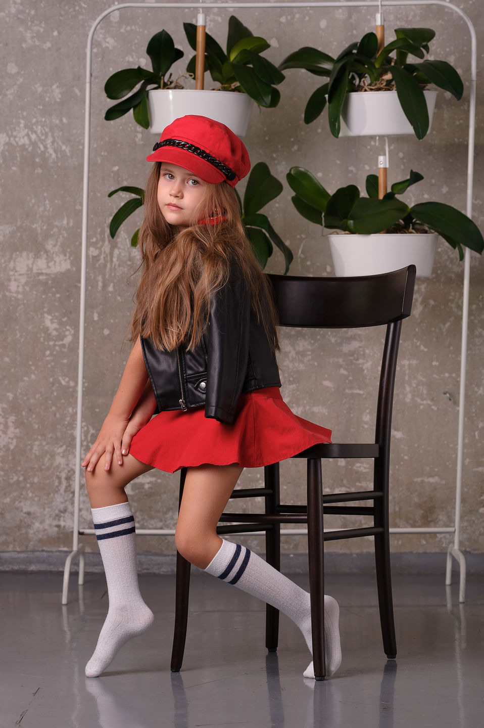 Студийный Портрет Даши в образе. Семейный фотограф в Кишинёве THOMAS SHTIFT