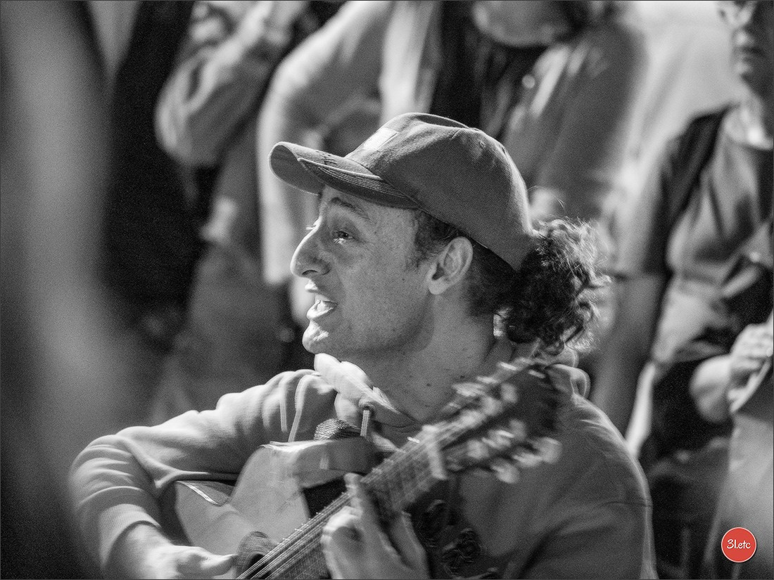Street musician in Lisbon