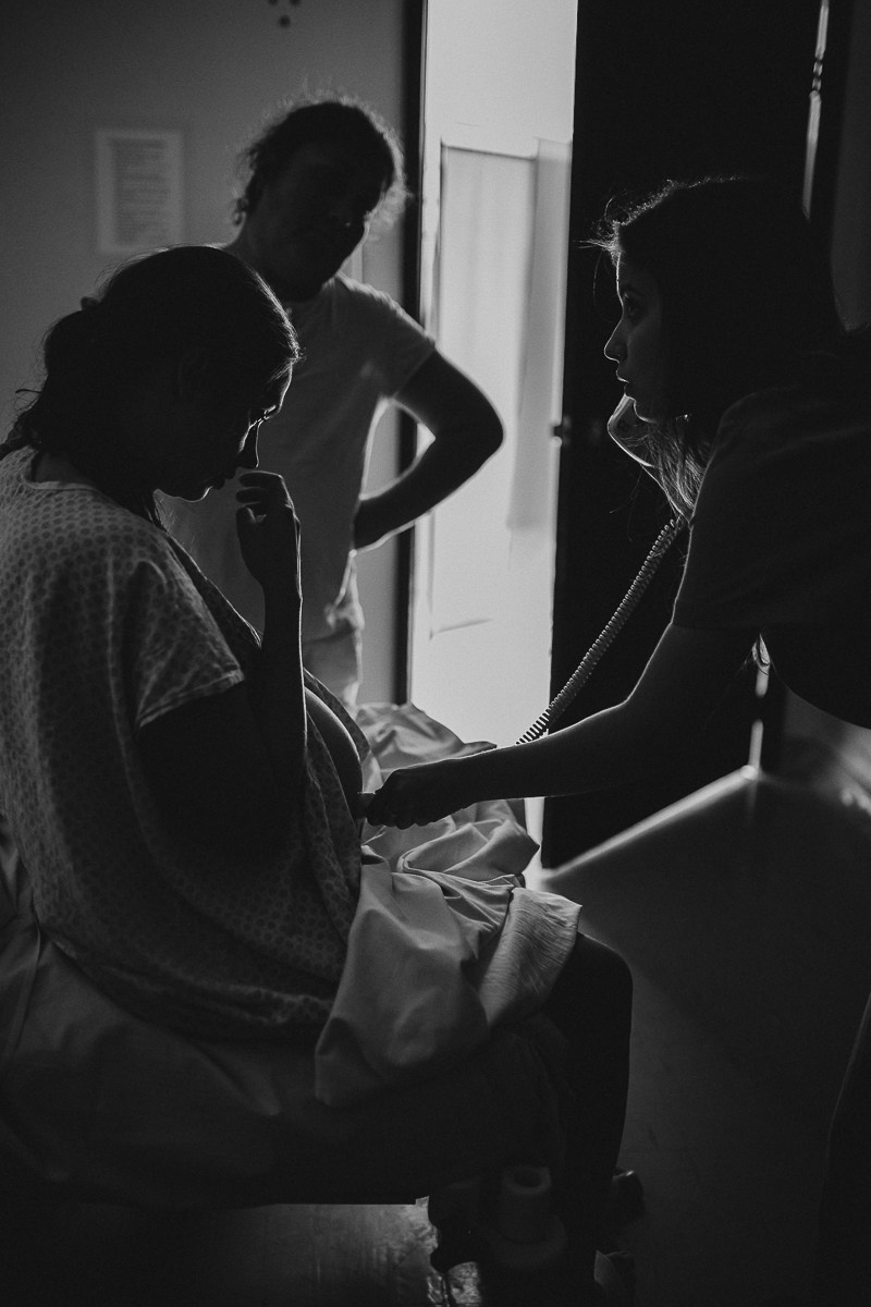 Fotografa documental de familia e nascimento em Florianópolis SC Daria Ermolaev