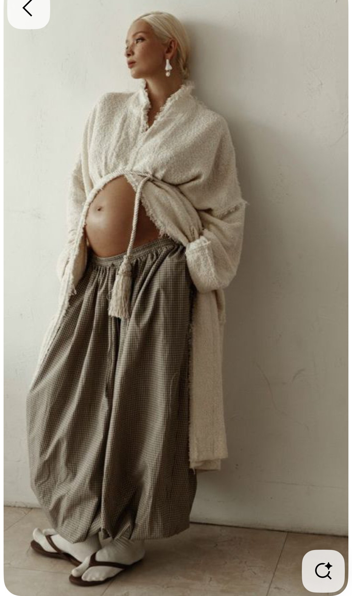 At-Home Maternity Photoshoot Guide | Bay Area Photographer Iryna Rakivnenko. Maternity, newborn photographer in the Bay Area|Iryna Rakivnenko