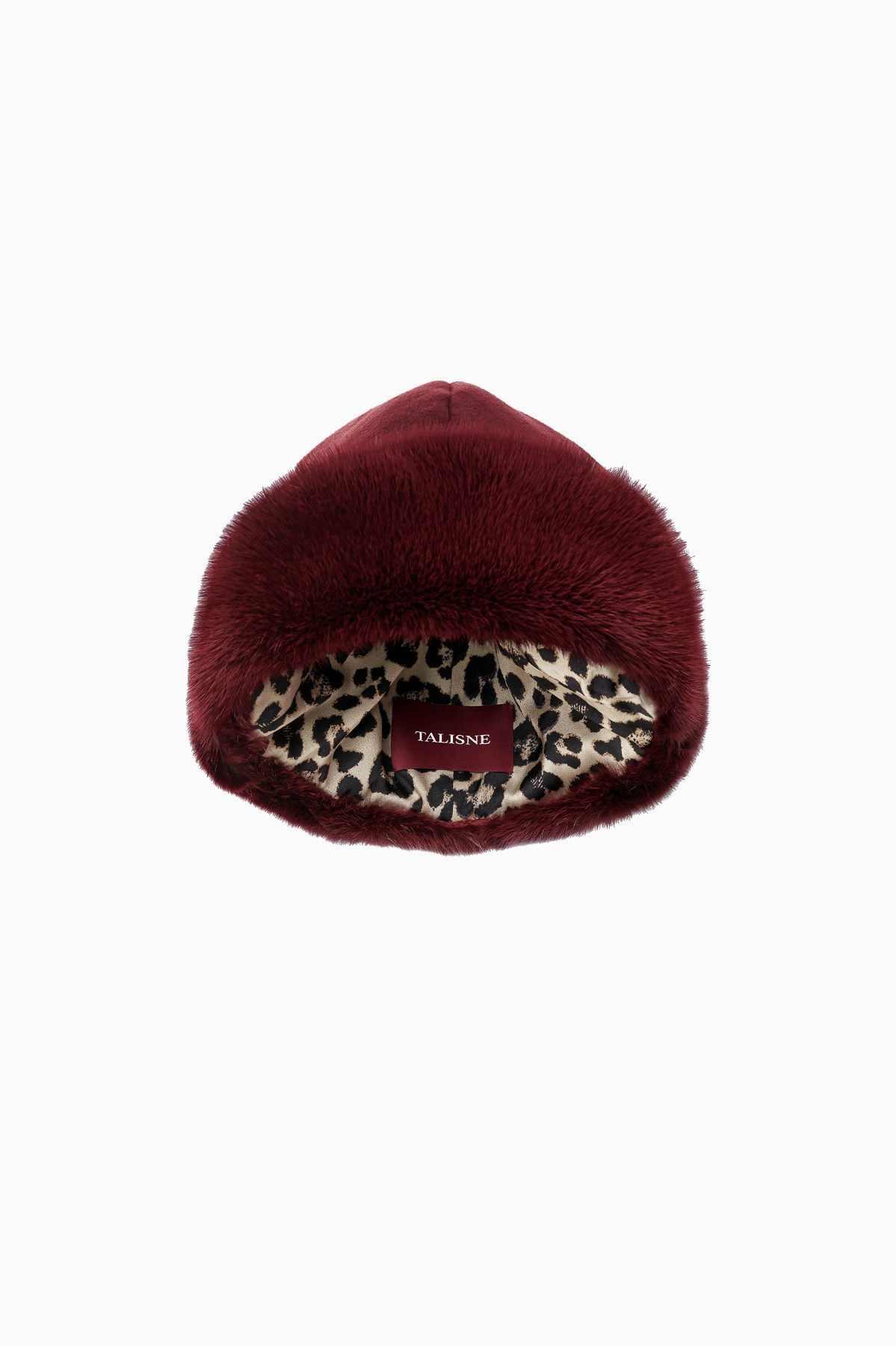 Ten coats and three hats: the plan changed in the first hour | Fashion project