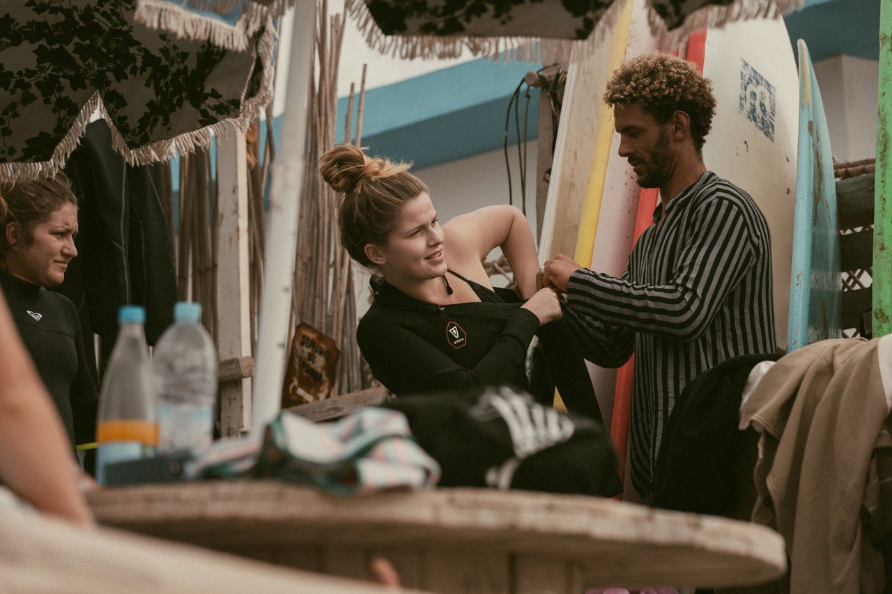 Travel and lifestyle fotografka. Dana Lišková — Empatická fotografka | Introspektivní umělkyně | Neurodivergentní koučka| Zakladatelka Artepy.cz