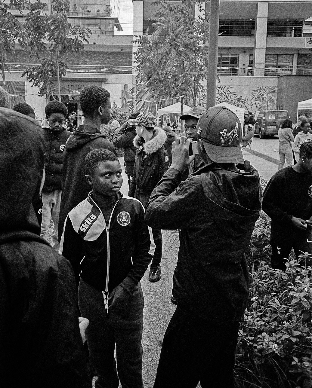 13 ème au coin de la rue. Photo reporter français basé à Paris