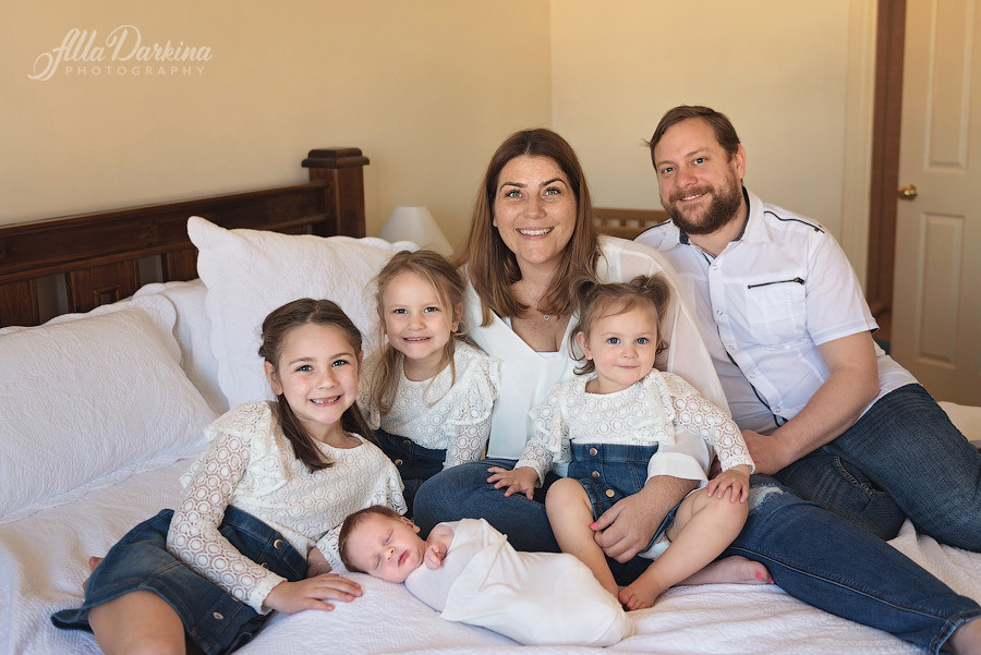 Newborn session price guide. Newborn and family photographer. Hills District. Sydney