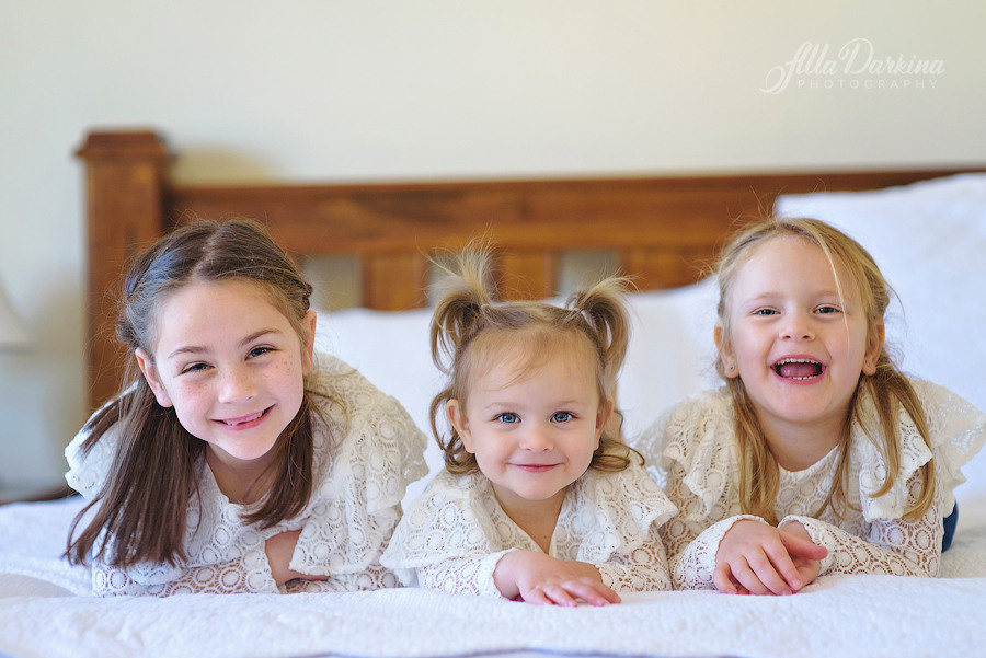 Newborn session price guide. Newborn and family photographer. Hills District. Sydney