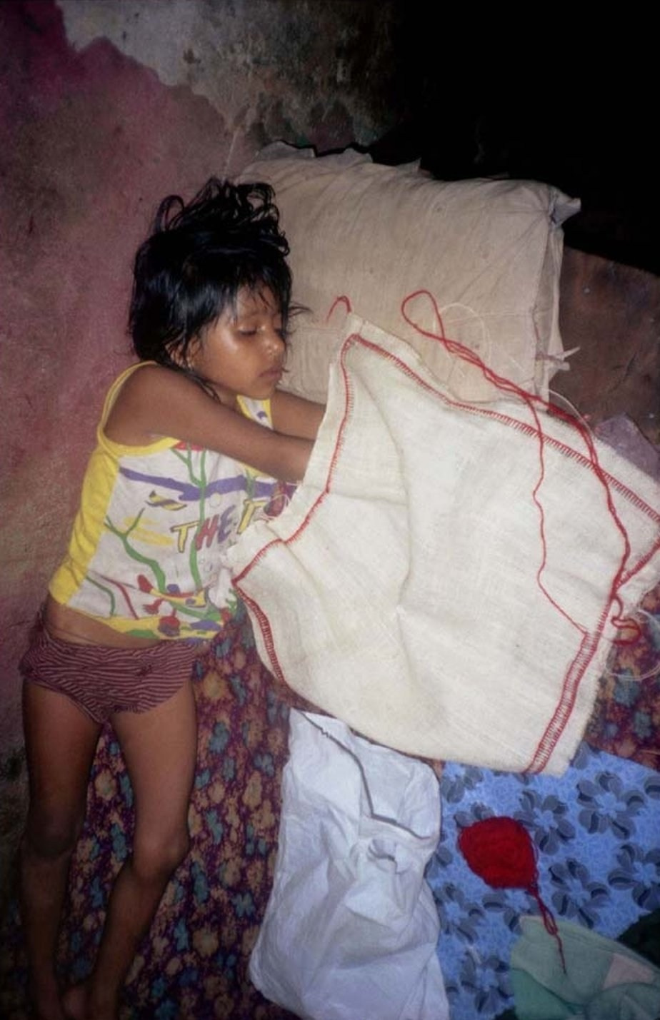 CAFE DEL PHOTO #89 «Рождённые в борделях». Школа Фотографии Романа Рыбалёва. Город Кишинёв, Молдова