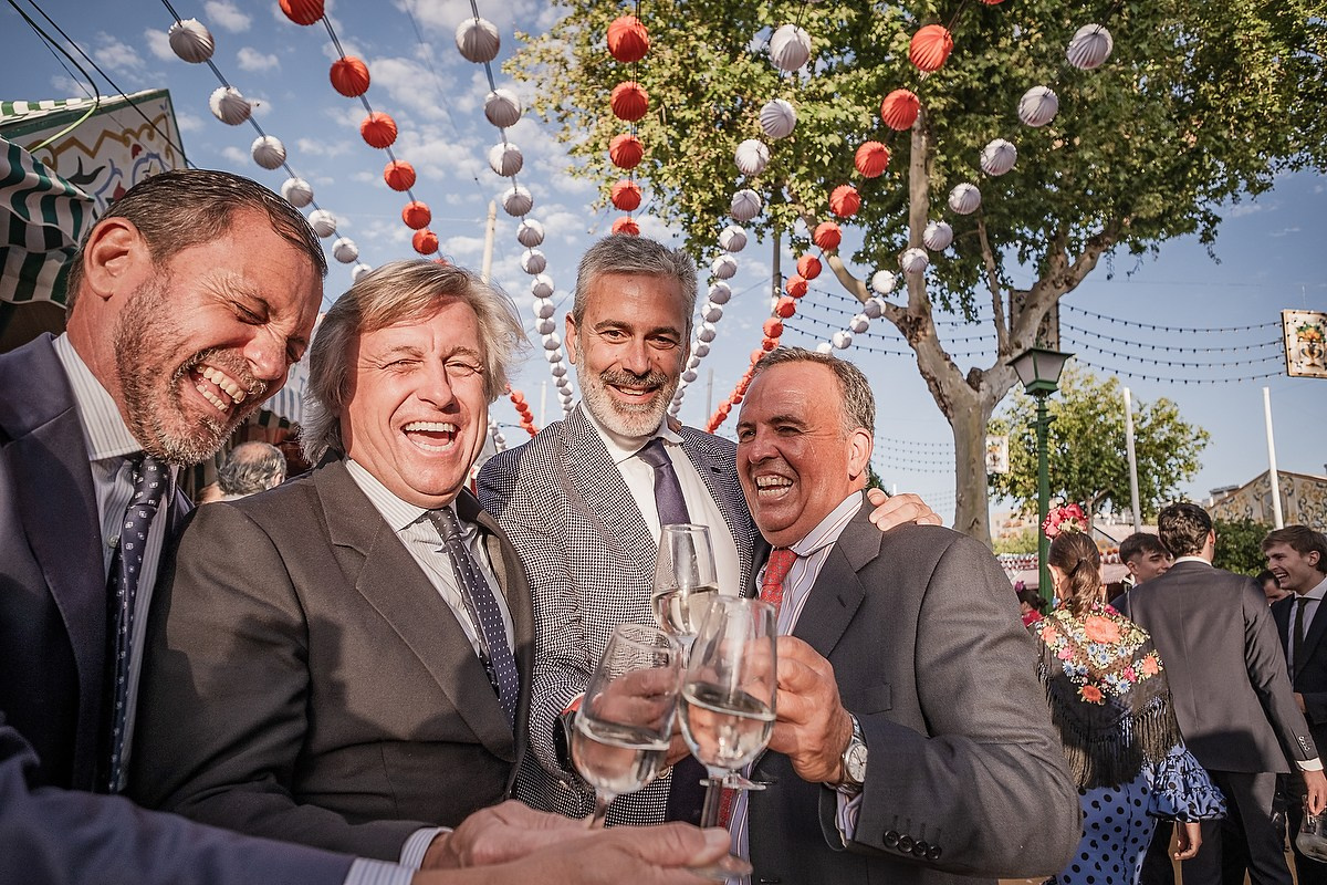 🌸 Feria de Abril 2025: un universo de luz, arte y raíces