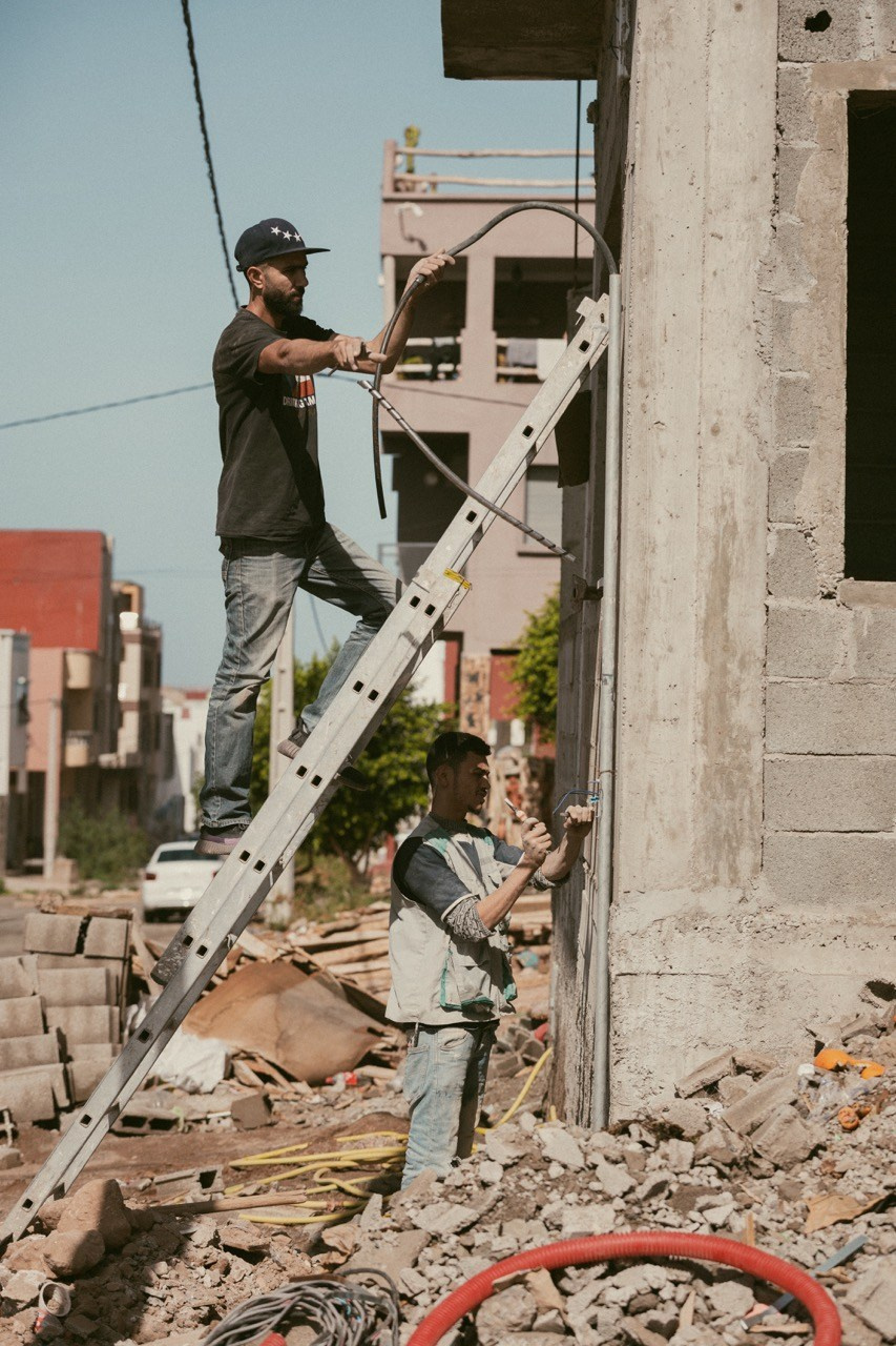 Travel and lifestyle fotografka. Dana Lišková — Empatická fotografka | Introspektivní umělkyně | Neurodivergentní koučka| Zakladatelka Artepy.cz