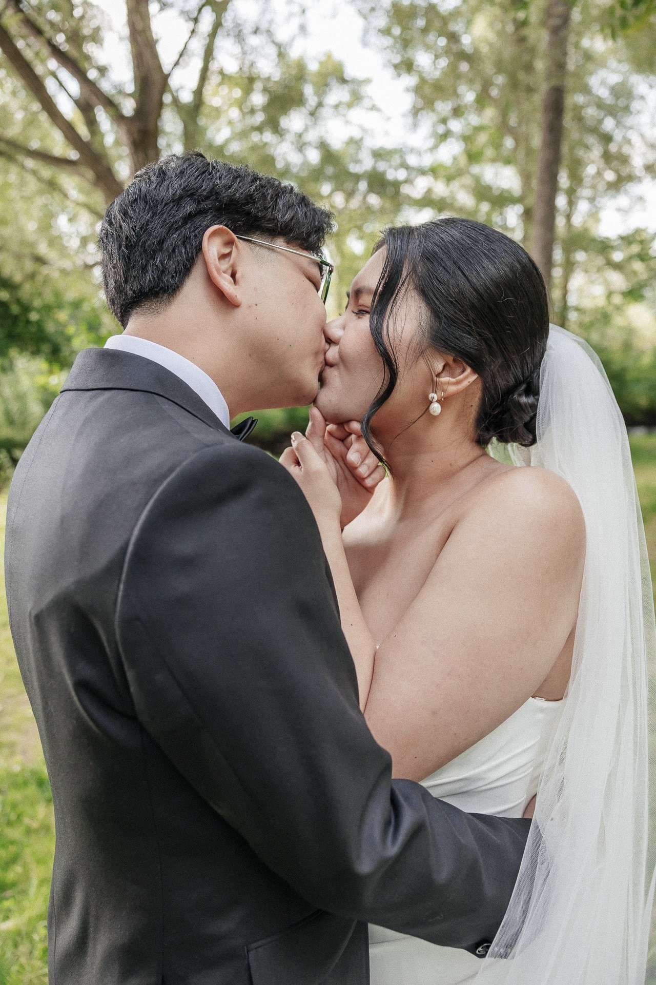 Adam & Amy’s Candid Wedding Photos | Documentary-Style Wedding Photography | Hamilton, Oakville, Brampton, Etobicoke. Storytellers Films — Candid Wedding Videographer & Photographer in Toronto, Ontario and beyond