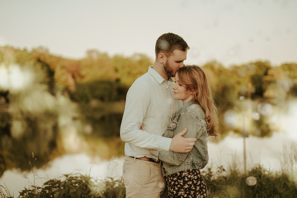 Sesja narzeczeńska Ani i Jaśka. Karkowskafoto - fotografia miłości