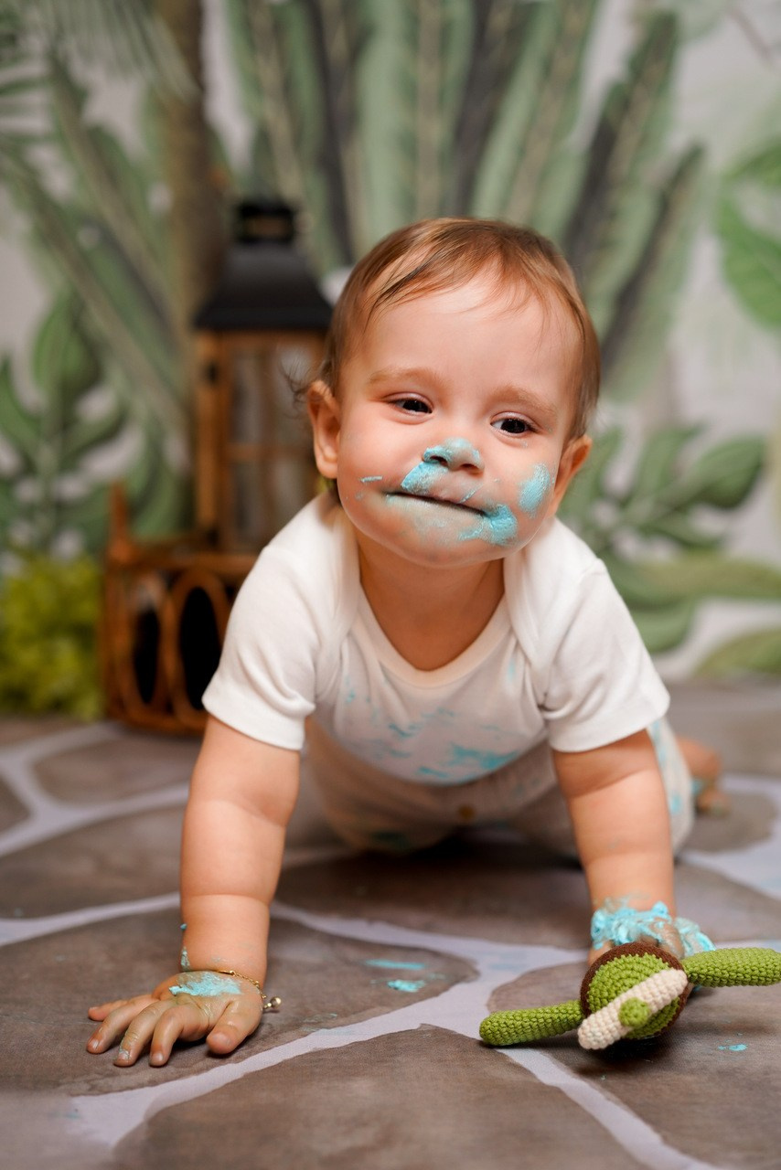 Sedinta foto aniversara si sedinta foto smash the cake. Cuibul foto