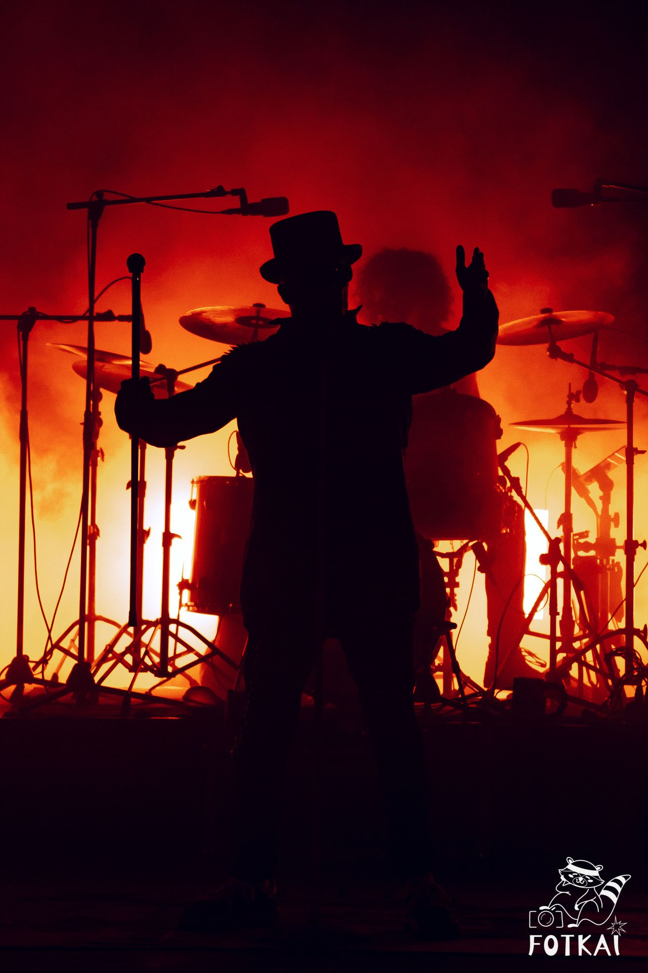 Фотоотчёт Street Food Market Torrevieja — Seguridad Social & Las Hienas DJs | FOTKAI