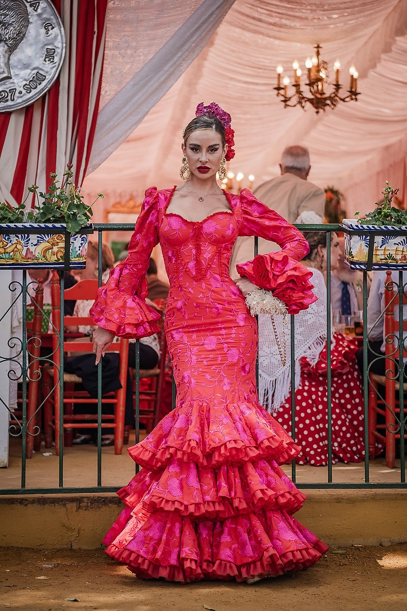 🌸 Feria de Abril 2025: un universo de luz, arte y raíces