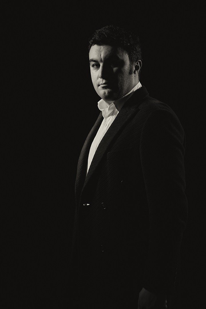 Business portraits. Photographer in Baku Kamran Enceladus