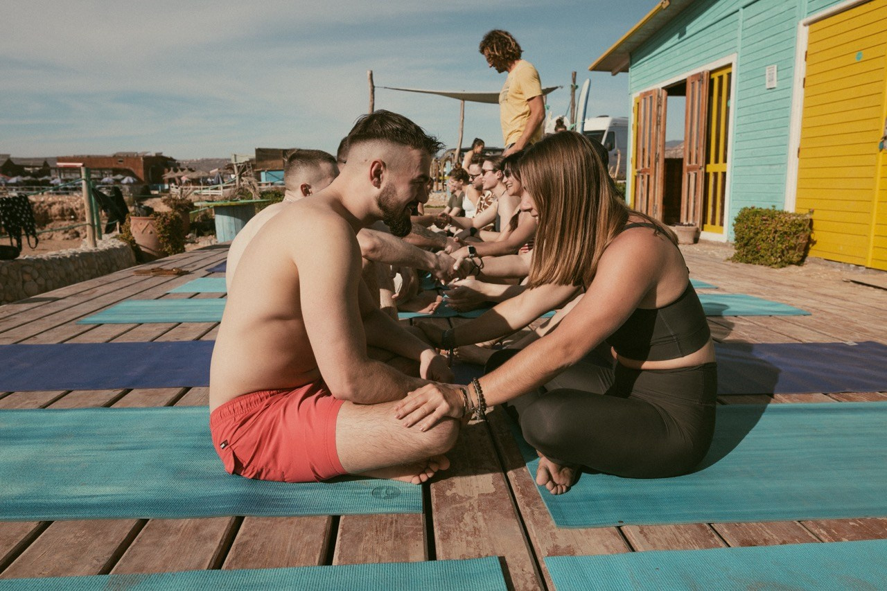 Travel and lifestyle fotografka. Dana Lišková — Empatická fotografka | Introspektivní umělkyně | Neurodivergentní koučka| Zakladatelka Artepy.cz