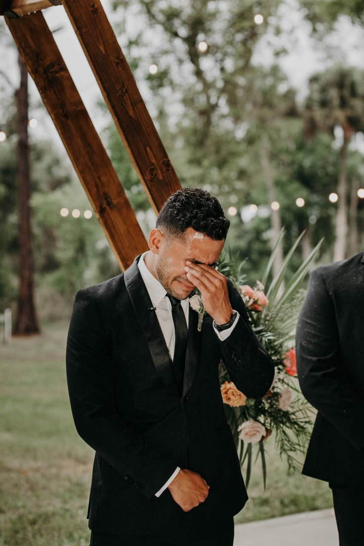 Wedding guide. Wedding and elopement photographer Italy Tuscany Como Milan Pavia Marija Galaka