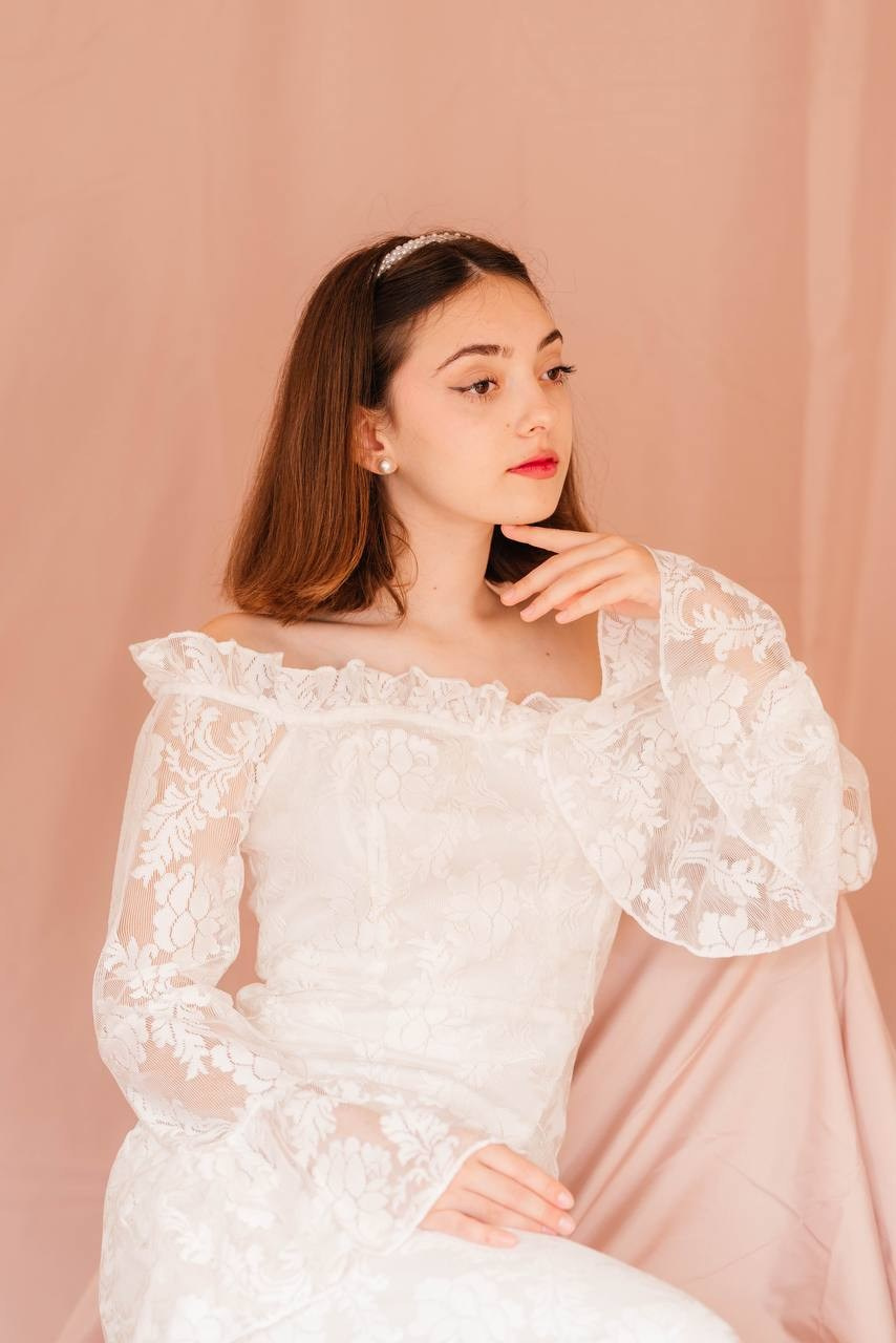 Photo Project “Tenderness” on a Beige Background. Photo_kiriya.com