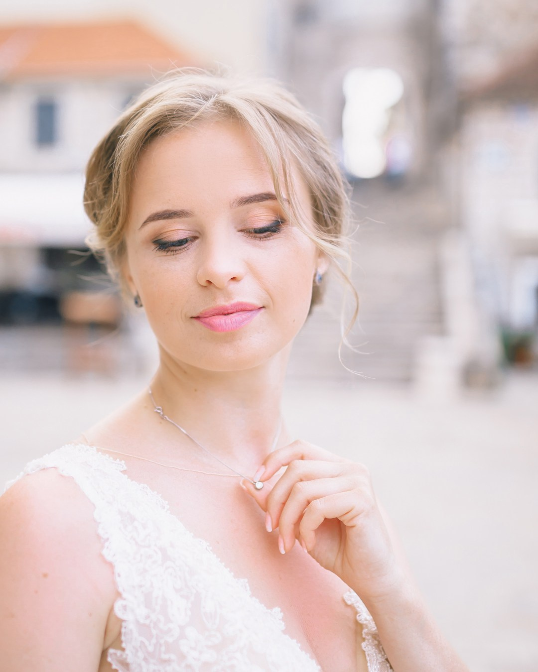 Wedding makeup artist hairdresser in Montenegro. Makeup artist and hairdresser in Montenegro Nadia Lia