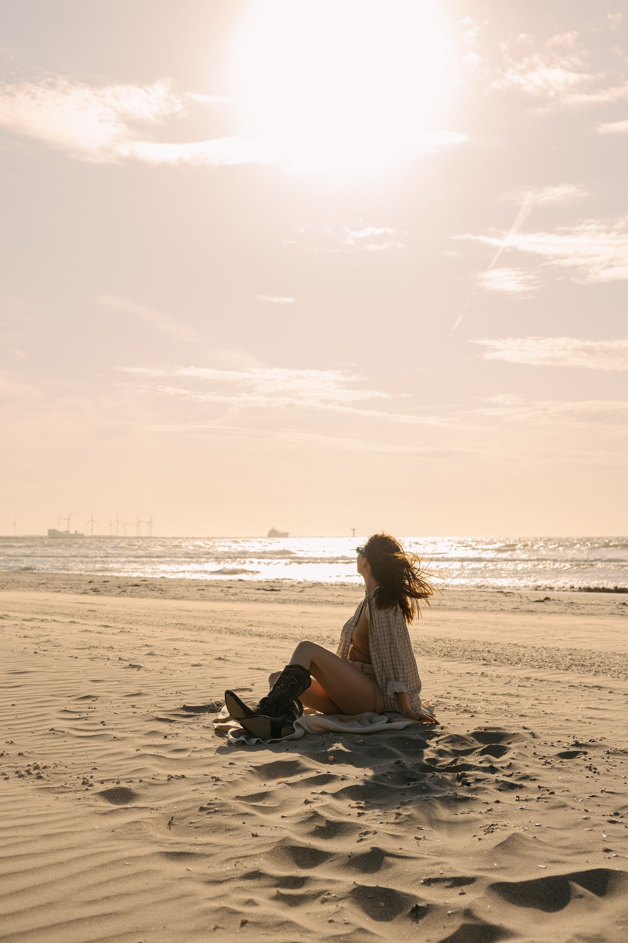 Beach Portrait Photoshoot in the Netherlands — Sunset Vibes. Romantic & Soulful Photography by Natalia Olhova in Rotterdam