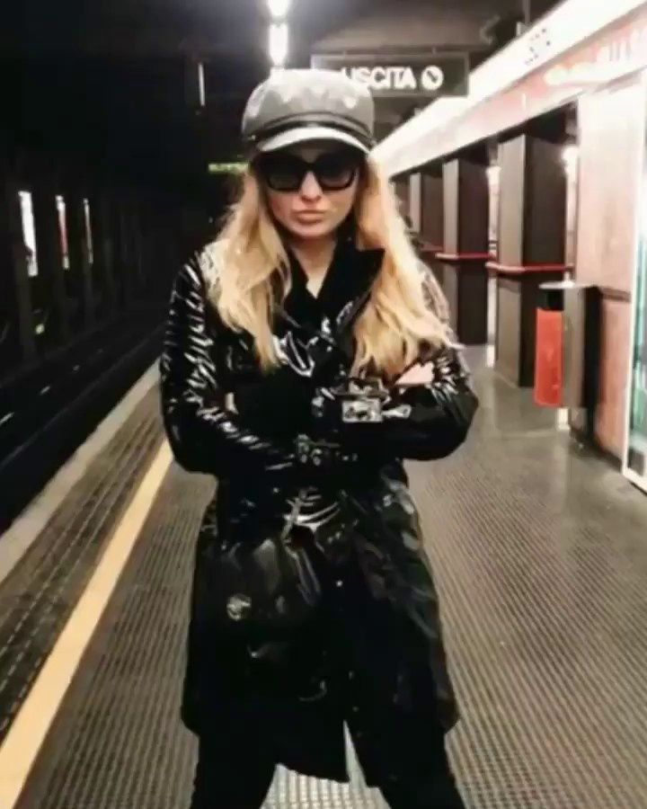 Биография. Julia Di |Fashion стрит стайл фотограф|видеомейкер в Милане и Париже