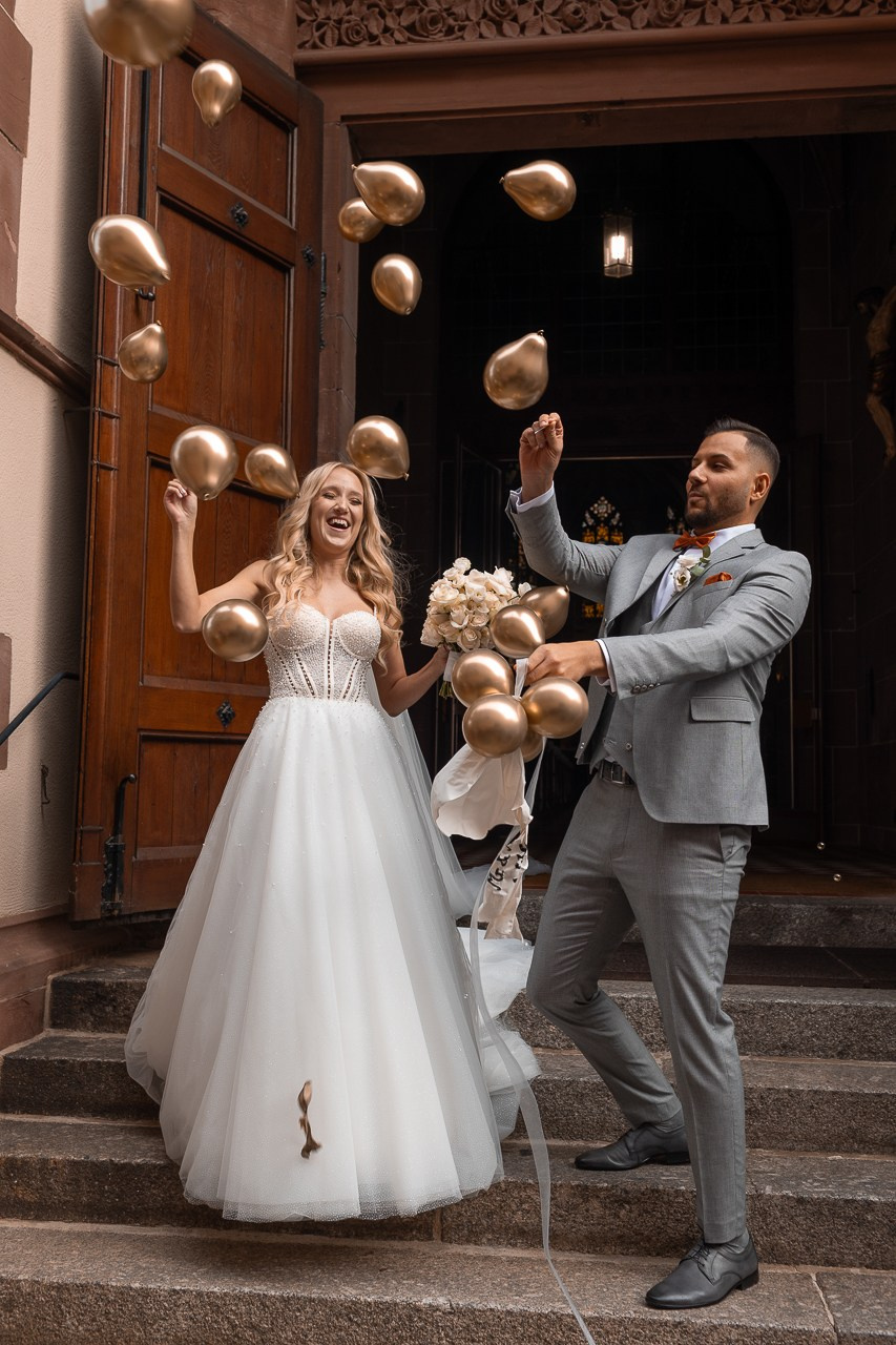 Kirchliche Hochzeit Karlsruhe | Rosi & Marco – Hochzeitsvideo & Fotos