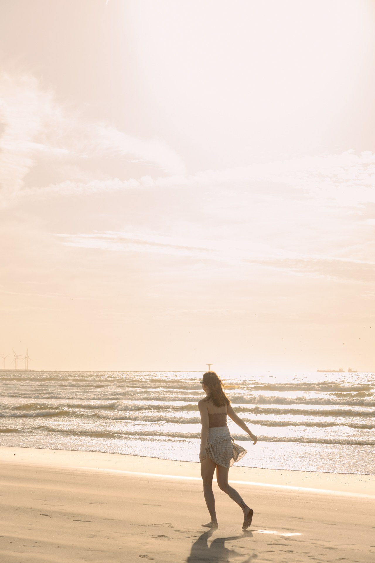 Beach Portrait Photoshoot in the Netherlands — Sunset Vibes. Romantic & Soulful Photography by Natalia Olhova in Rotterdam