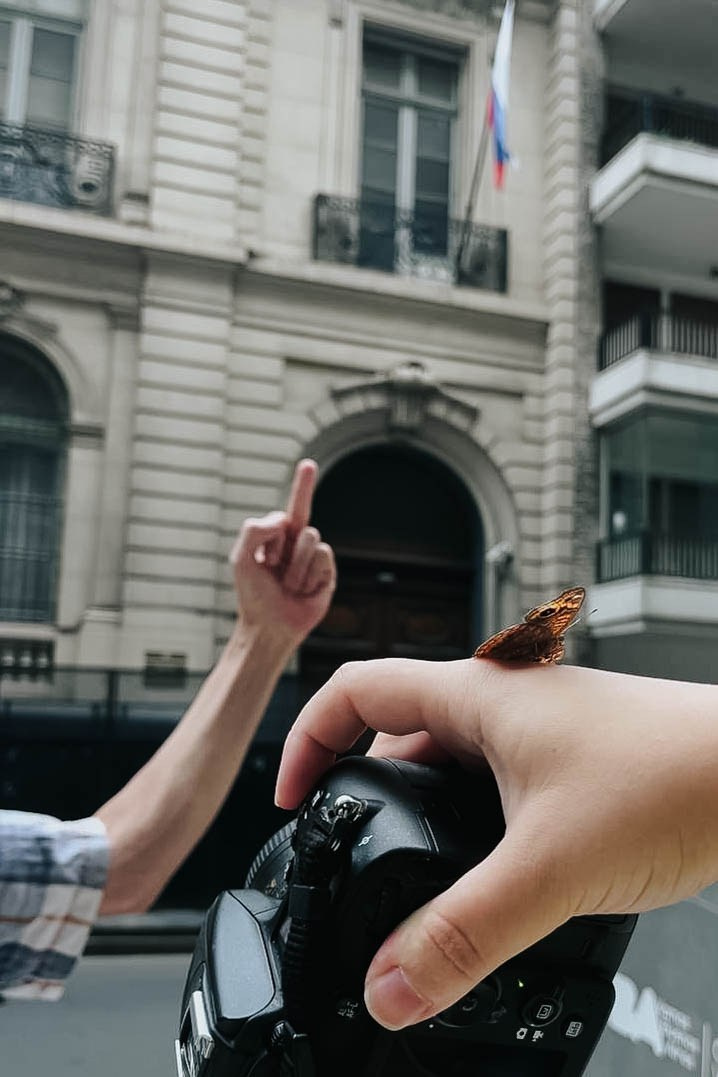 Picket in support of Navalny’s lawyers. Reportage. Buenos Aires. Photographer @elmirkami in the city of Buenos Aires