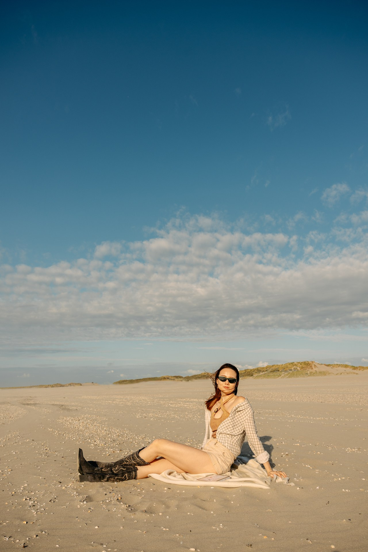 Beach Portrait Photoshoot in the Netherlands — Sunset Vibes. Romantic & Soulful Photography by Natalia Olhova in Rotterdam