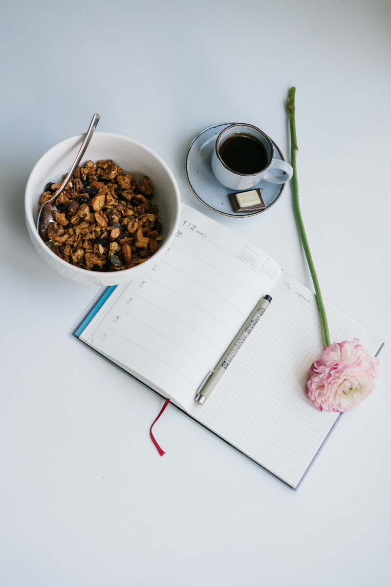 Corporate photographer for brand-aligned portraits and content creation. Websites, LinkedIn, PR and ads. Fast and consistent delivery. Inna Zaytseva Photography | Photographer in Munich | Content Creation