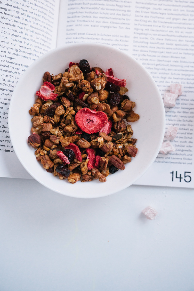 Corporate photographer for brand-aligned portraits and content creation. Websites, LinkedIn, PR and ads. Fast and consistent delivery. Inna Zaytseva Photography | Photographer in Munich | Content Creation