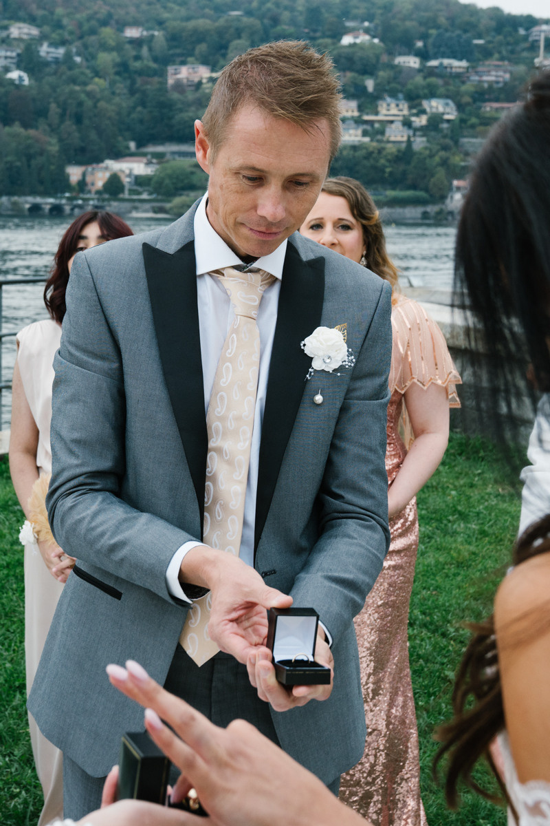 Hochzeitsfotograf über inspirierende Hochzeit am Comer See. Inna Zaytseva Photography | Fotografin in München | Content Creation