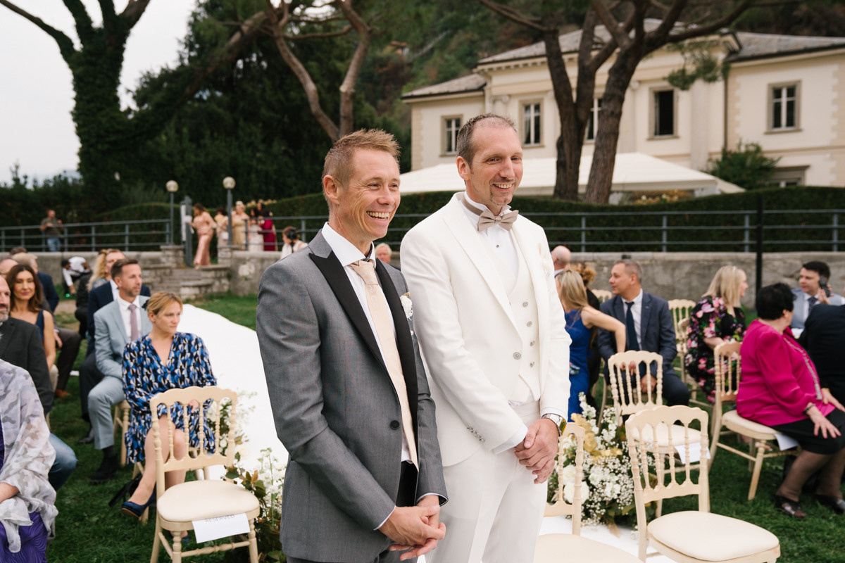 Hochzeitsfotograf über inspirierende Hochzeit am Comer See. Inna Zaytseva Photography | Fotografin in München | Content Creation