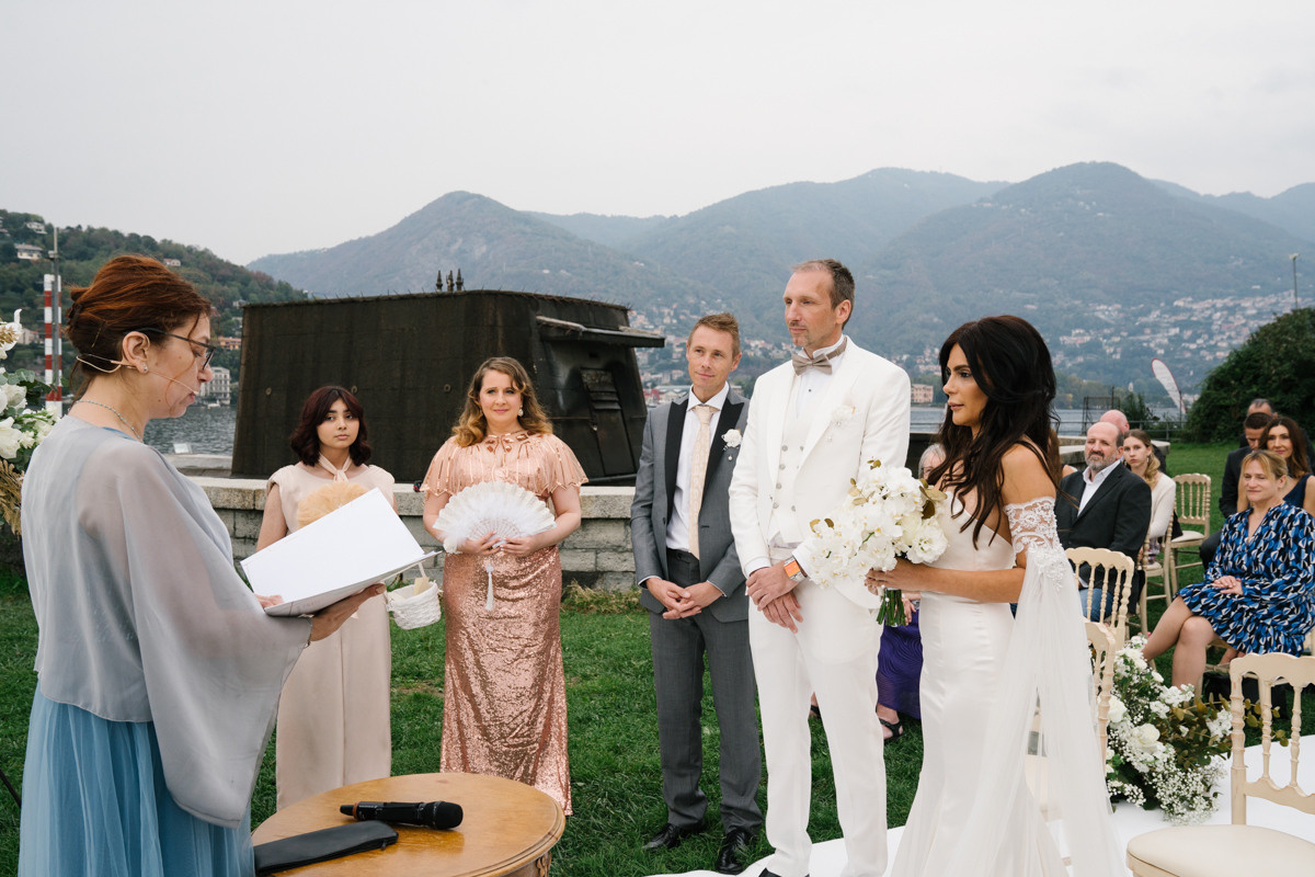 Hochzeitsfotograf über inspirierende Hochzeit am Comer See. Inna Zaytseva Photography | Fotografin in München | Content Creation