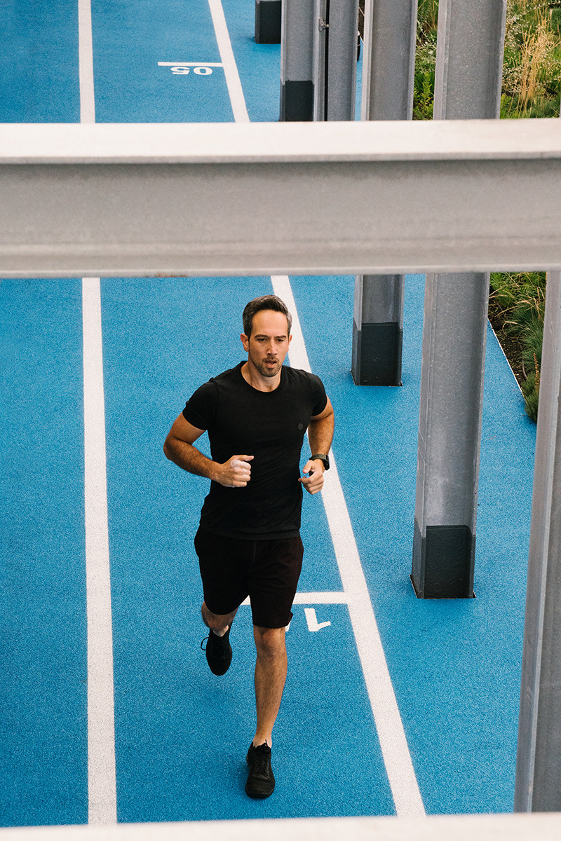 Corporate photographer for brand-aligned portraits and content creation. Websites, LinkedIn, PR and ads. Fast and consistent delivery. Inna Zaytseva Photography | Photographer in Munich | Content Creation